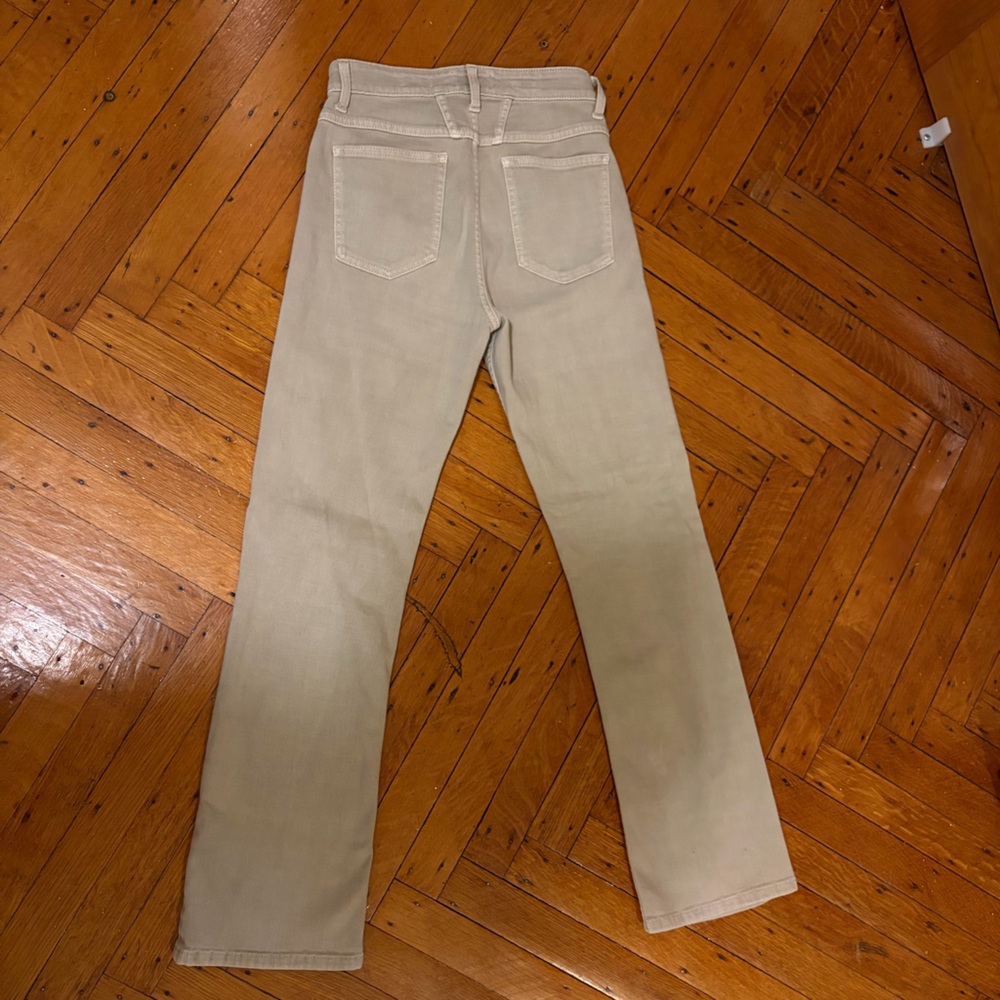 Closed Beige High-Waist Straight Jeans
